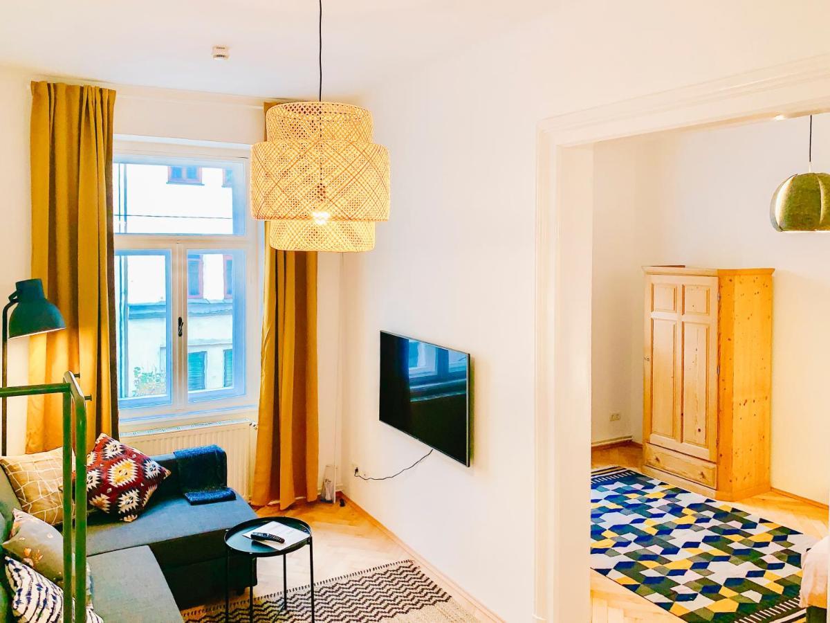 Contemporary City Apartment - By Nahuen Suites Graz Extérieur photo