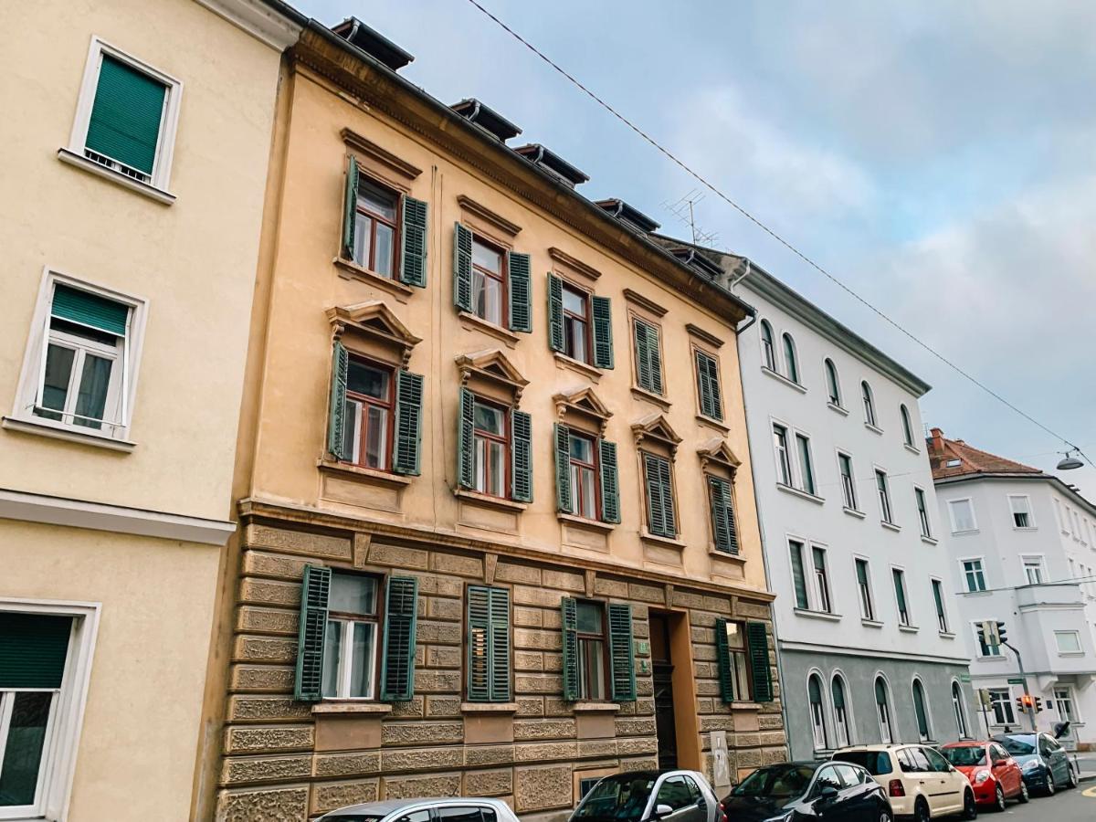 Contemporary City Apartment - By Nahuen Suites Graz Extérieur photo