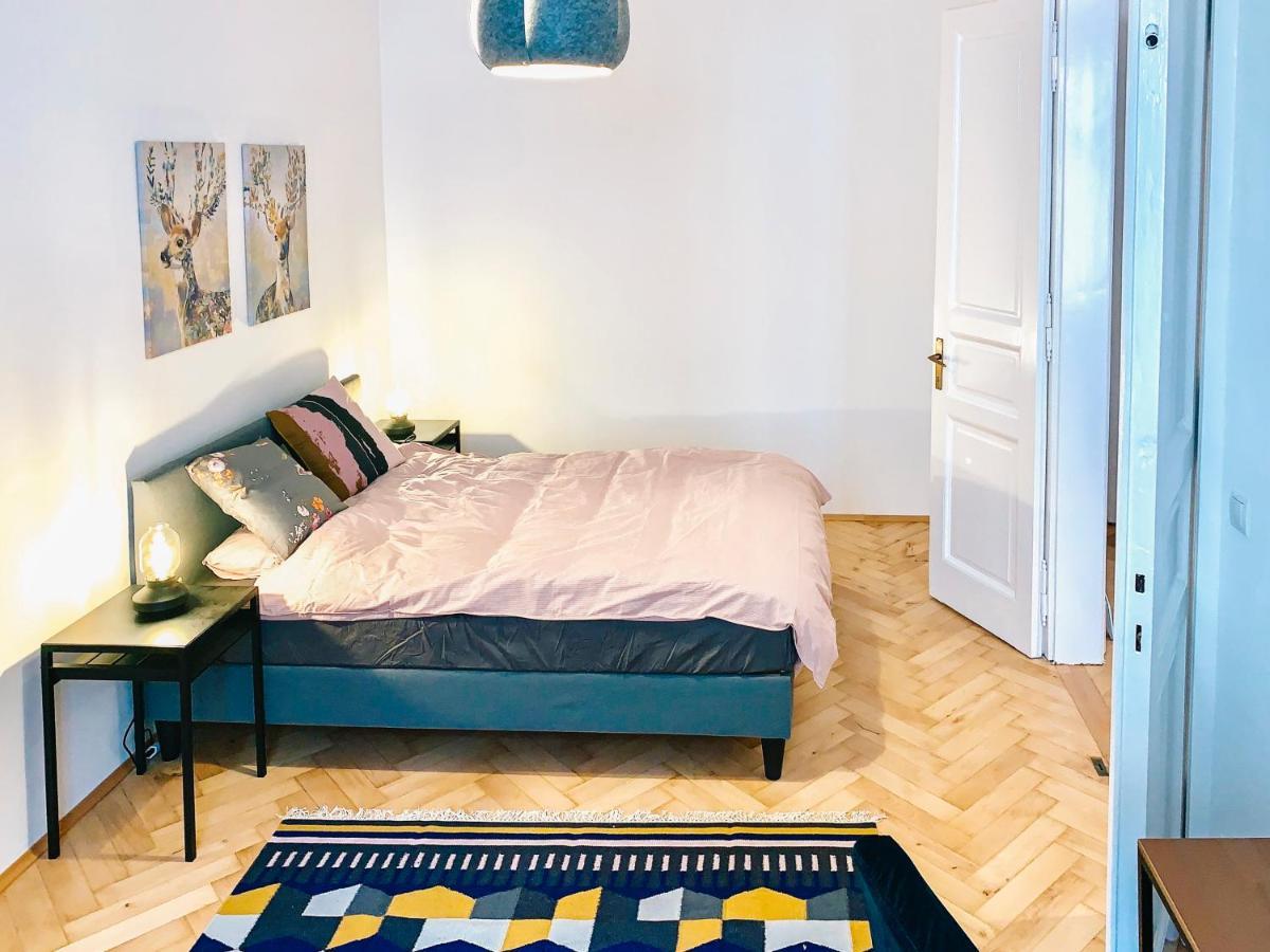 Contemporary City Apartment - By Nahuen Suites Graz Extérieur photo