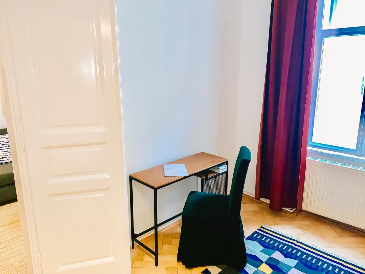 Contemporary City Apartment - By Nahuen Suites Graz Extérieur photo
