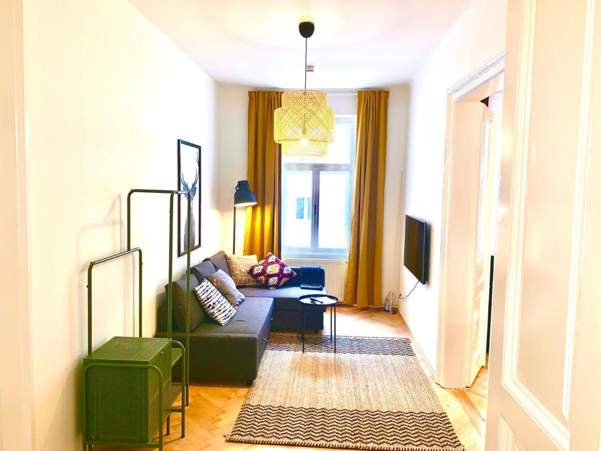 Contemporary City Apartment - By Nahuen Suites Graz Extérieur photo